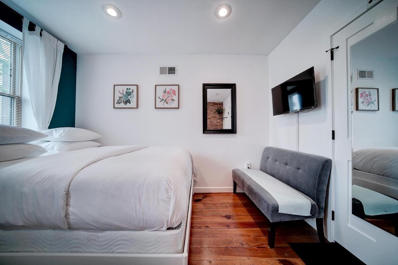 Artsy Hidden Gem -- Free Parking Apartment Philadelphia Bagian luar foto